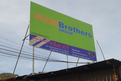 Siam Brothers gradually appears around the fishing harbours
