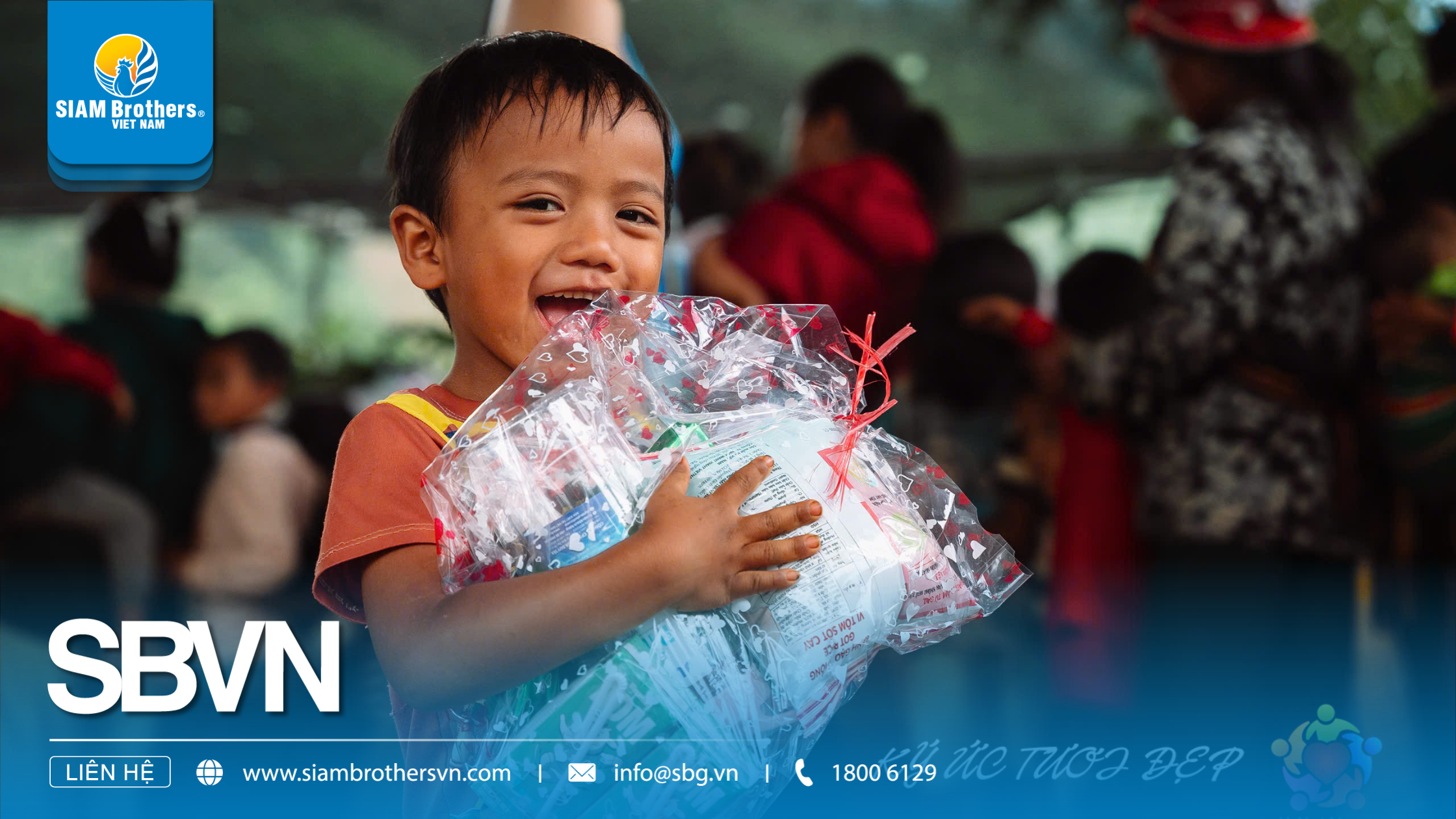 SIAM Brothers Việt Nam Đồng Hành Cùng Chương Trình “Ăn Và Chơi Cùng Em” Tại Kon Tum